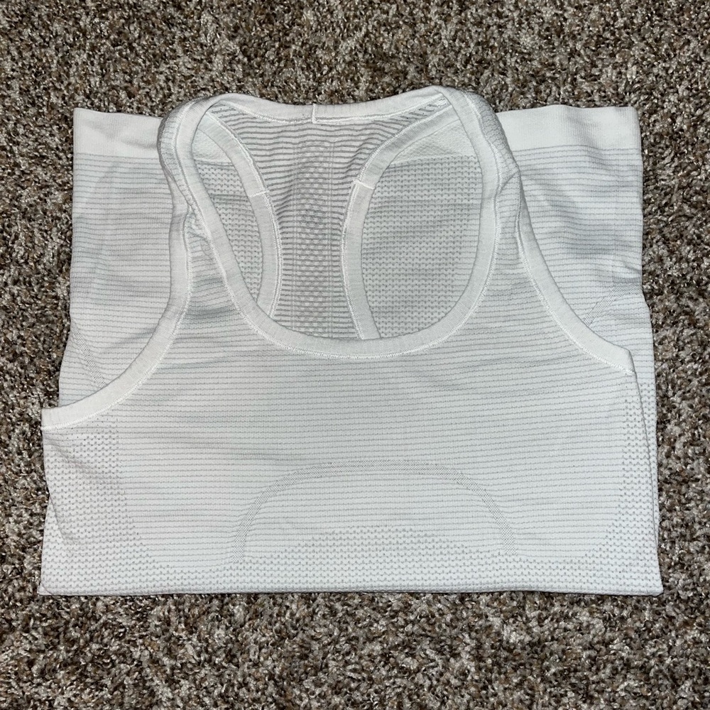 Lululemon Swiftly Top